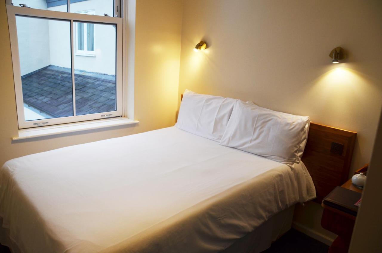 The Robin 2 Hotel Wolverhampton Luaran gambar